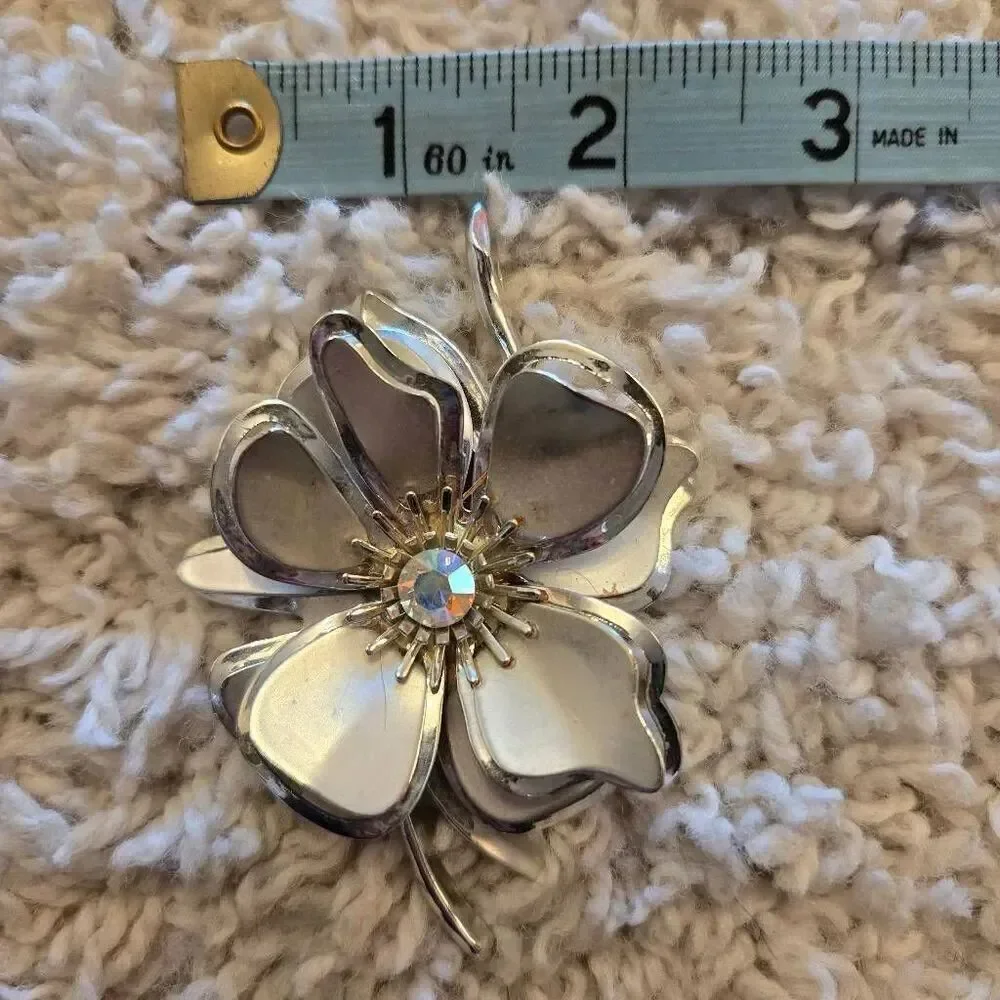 Vintage Silver Tone Flower Brooch Pin With Aurora Boreallis Center